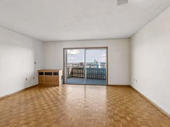 400 Groveland Ave APT 1912, Minneapolis, MN 55403
