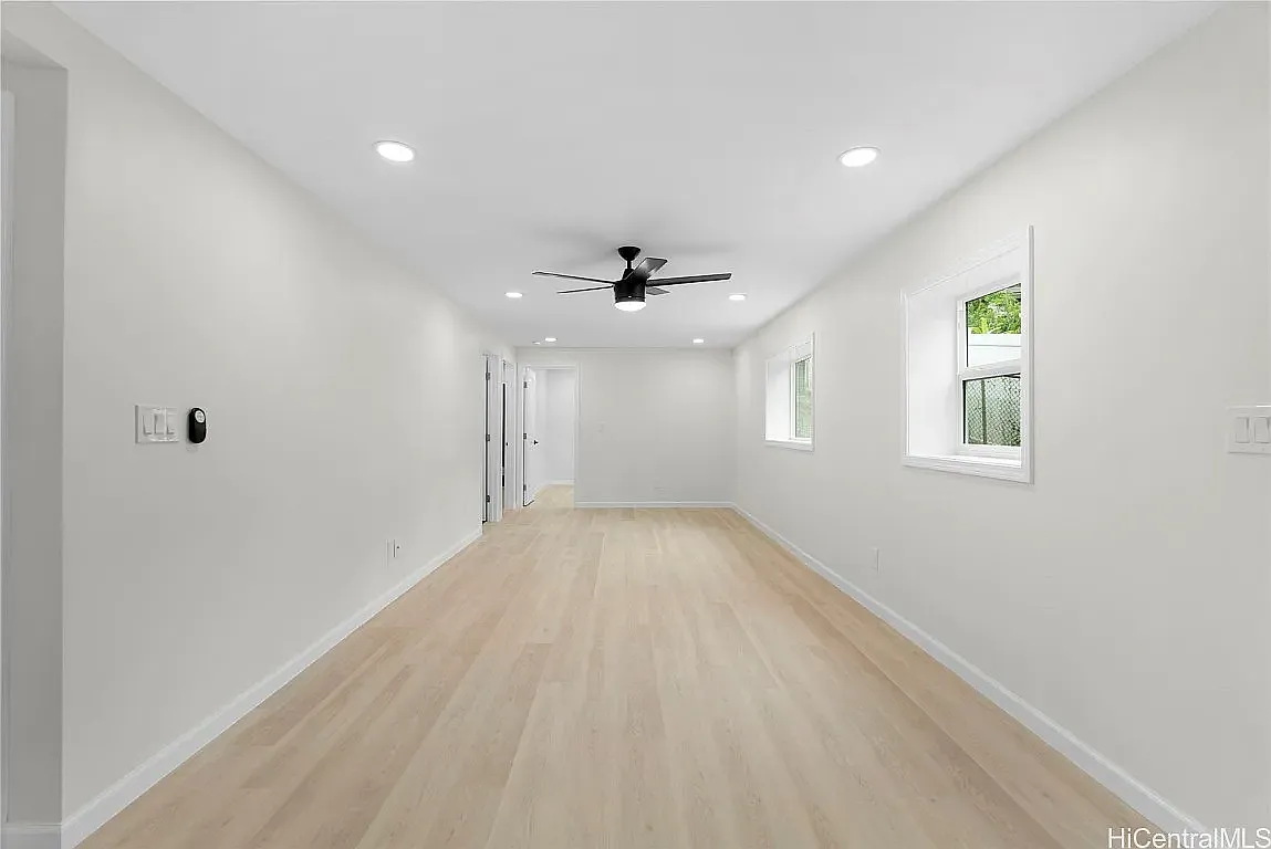 4 bed, 2065 sqft, $1,400 — Photo 3