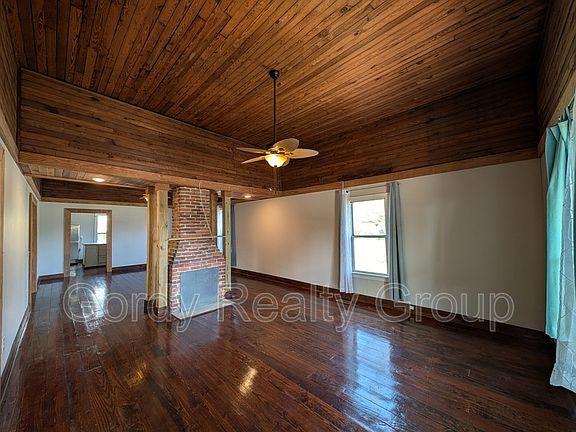 4th image of 5443 10th St