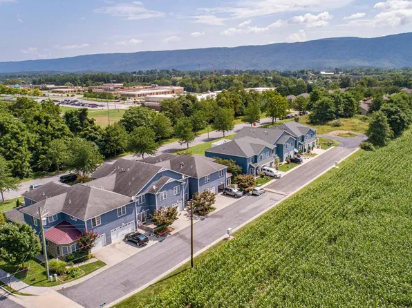 248 Parkside Ct, Woodstock, VA 22664