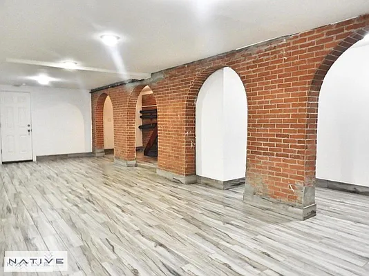 Rented by Native Real Estate LLC | media 25