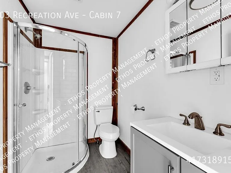 203 Recreation Ave #7 — Photo 16