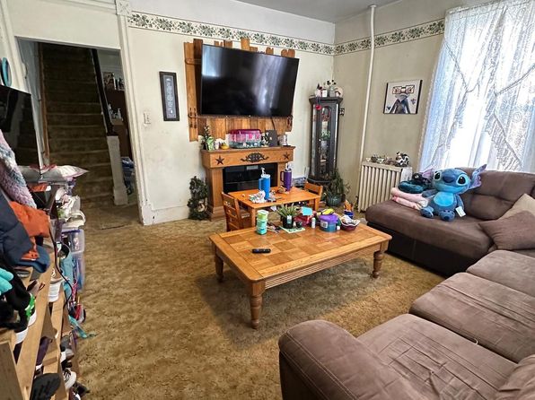 311 E Market St, Williamstown, PA 17098