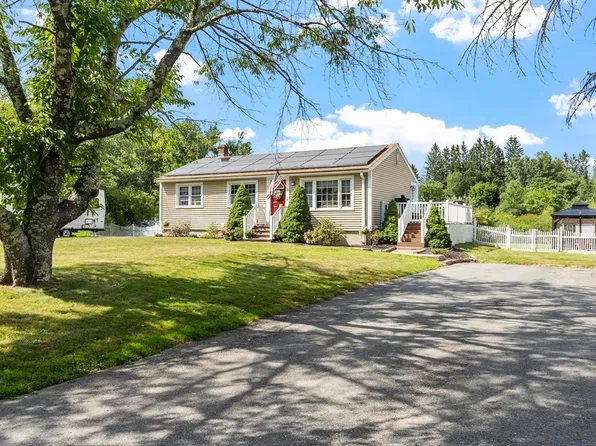 550 Packard St, Lancaster, MA 01523