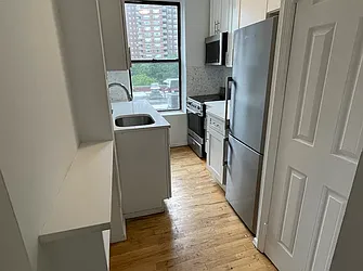 Rented by J PRESTON AND ASSOCIATES INC