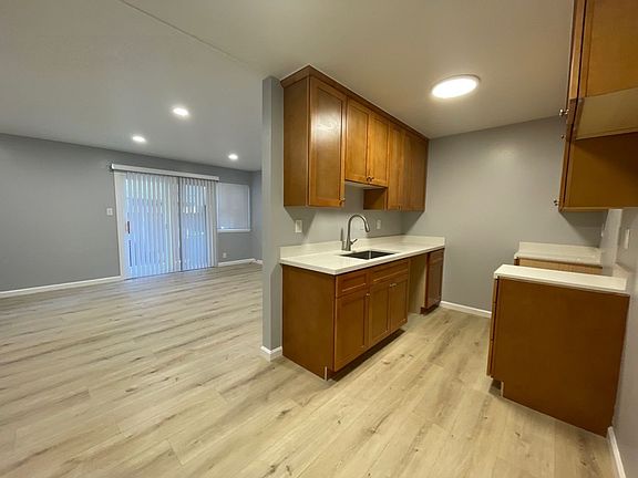 3rd image of 1500 Lacey Ct #T05-1