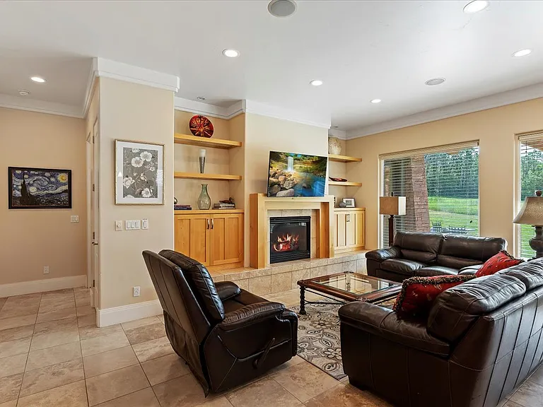 4859 E Eagleridge Dr — Photo 12