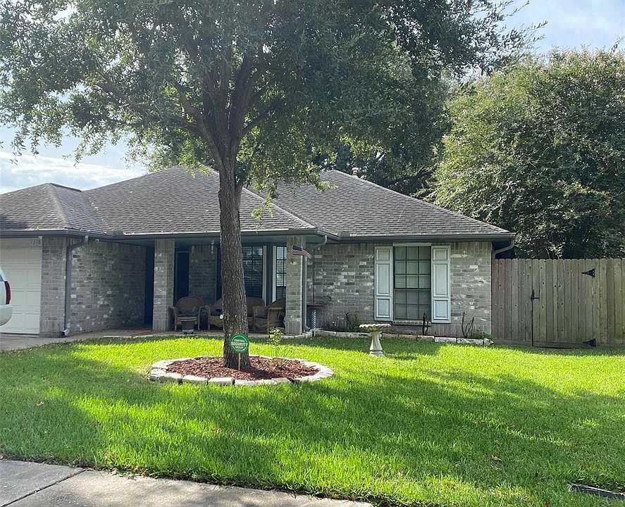 1st image of 1318 Waterford Dr