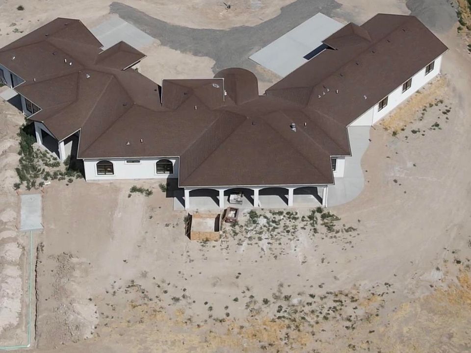 2nd image of 533 Tasia Brianna Dr