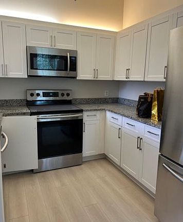 2nd image of 5370 Firenze Dr APT F