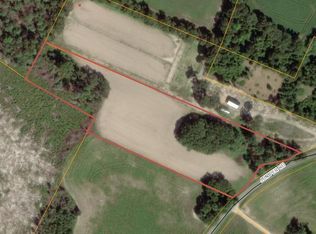 1059 Juniper Rd, Clinton, NC 28328