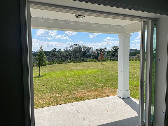 5th image of 331 Five Island Dr