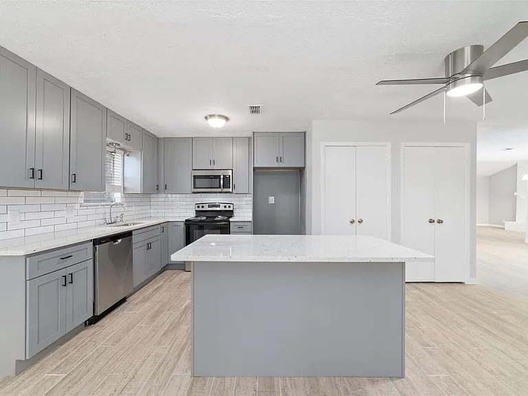 10522 Northview Dr — Photo 16