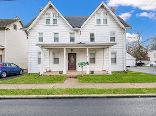 310 Main St, Hulmeville, PA 19047
