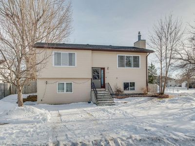 2174 Meadow Ridge Ct, West Fargo, ND, 58078