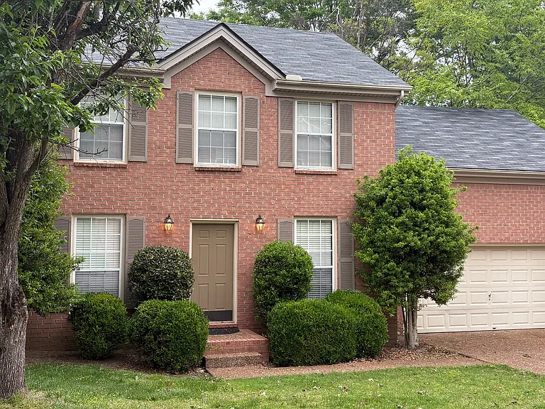732 E Statue Ct — Photo 1