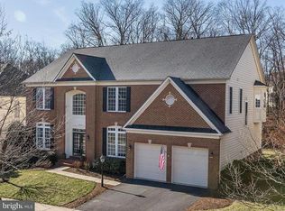 19025 Kipheart Dr, Leesburg, VA 20176