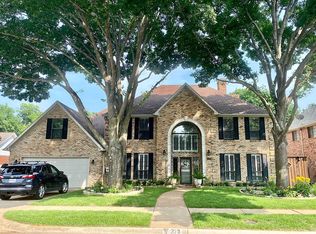 238 Winding Hollow Ln, Coppell, TX 75019