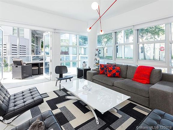 5th image of 6103 Aqua Ave APT 107