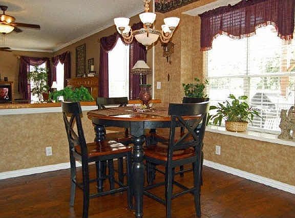 Breakfast Nook located between the Kitchen and Family Room.