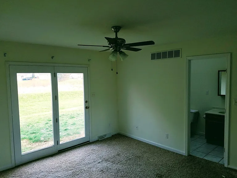 625 Oakbrook Ave — Photo 7