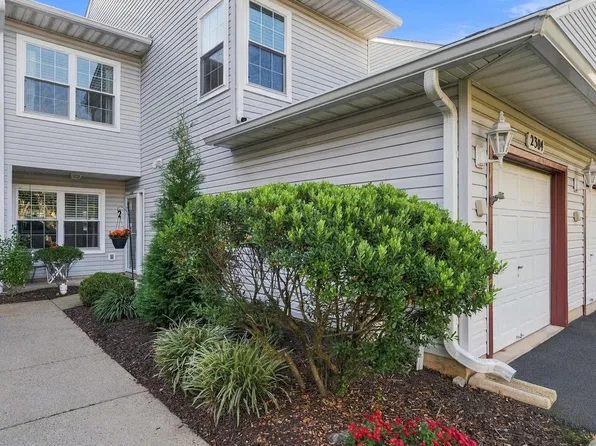 2304 Waterford Rd #199, Morrisville, PA 19067