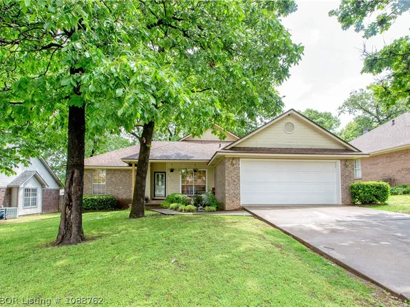 9609 Bridgeford Rd, Fort Smith, AR 72908