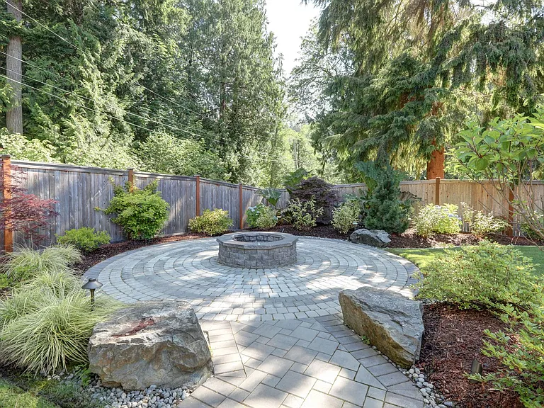 804 200th Ave SE — Photo 30