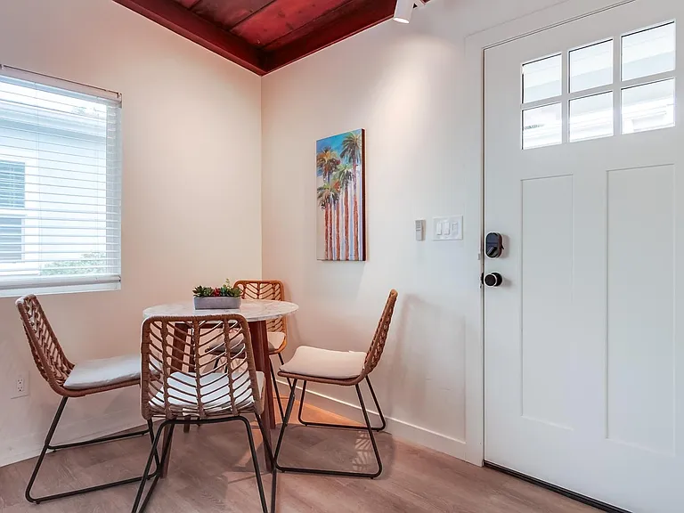 922 Palm Ave #922 — Photo 29