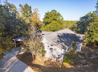 3425 Quail Ridge Dr, Chipley, FL 32428
