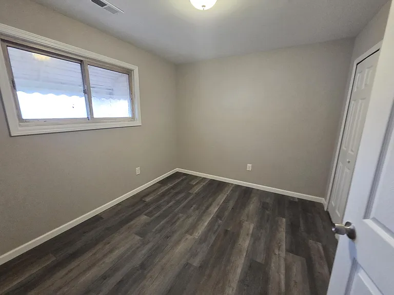 5432 Monroe St — Photo 8