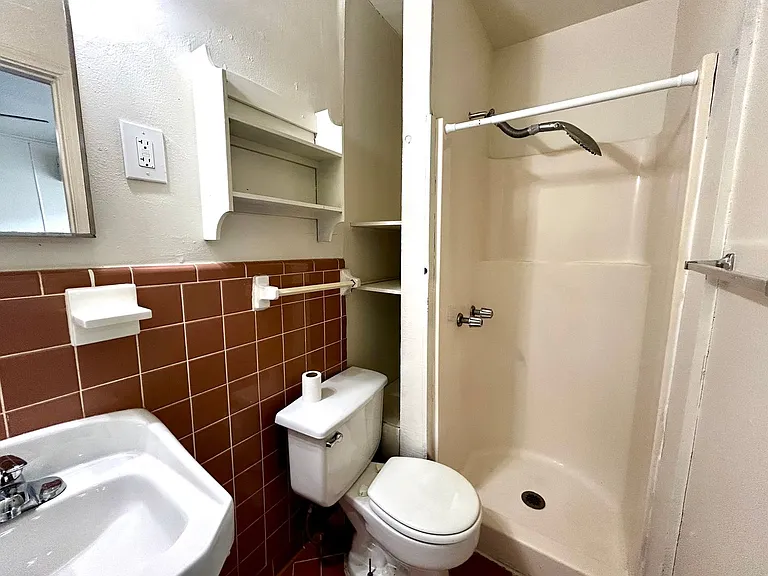 3304 Tom Green St #A — Photo 14