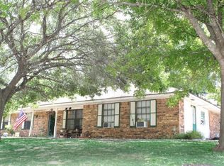 812 Milan, Italy, TX 76651