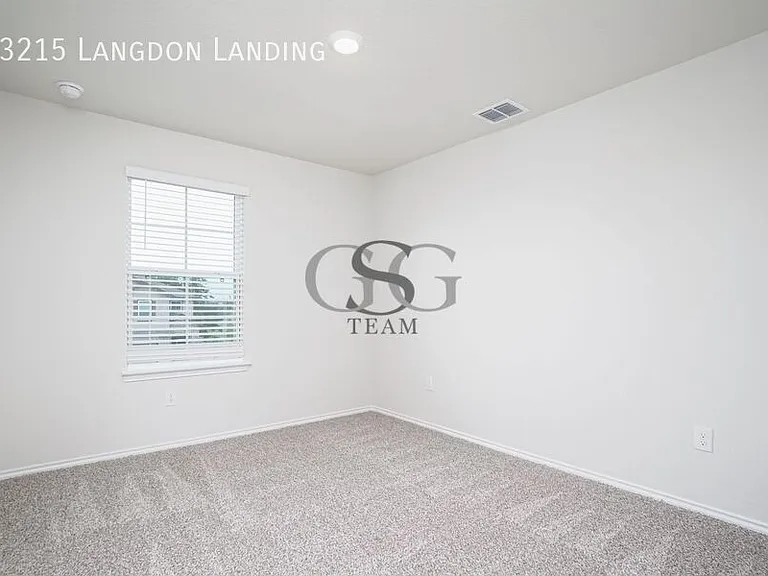 23215 Langdon Lndg — Photo 10