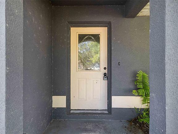 4th image of 6214 35TH AVENUE E
