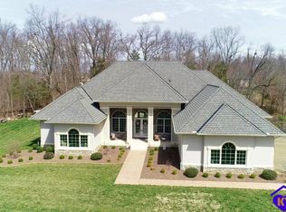 225 Villa Ray Dr, Radcliff, KY 40160