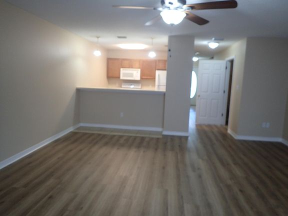 3rd image of 505 Sullivan St NW #D