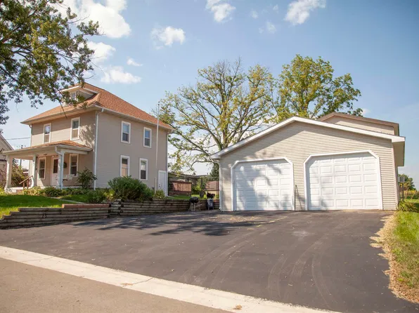 115 W Wilson St, Blanchardville, WI 53516