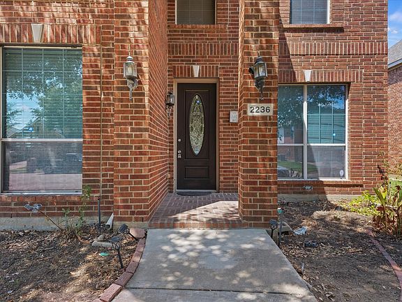 3rd image of 2236 Sparrow Hawk Ct