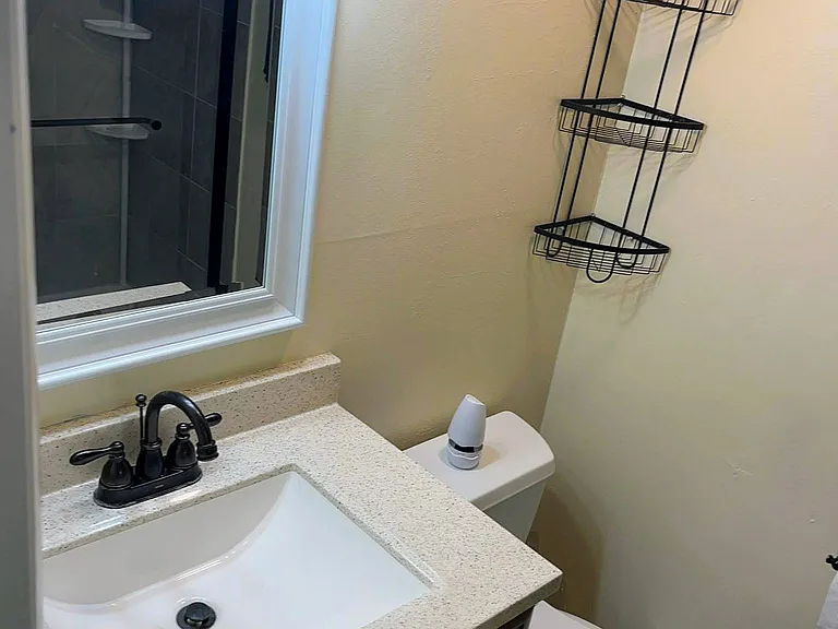 Crossbow Cir — Photo 26