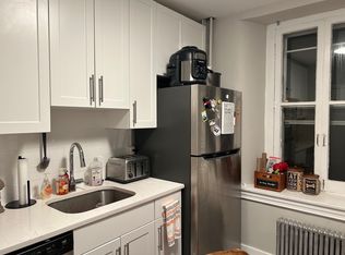 327 Meetinghouse Ln APT 5, Media, PA 19063