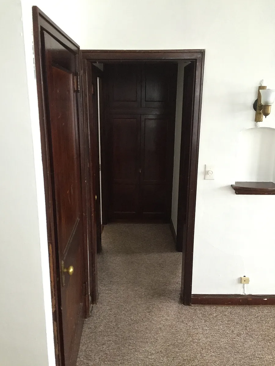 Hallway between Living room and bedroom - 2656 S Kinnickinnic Ave #2