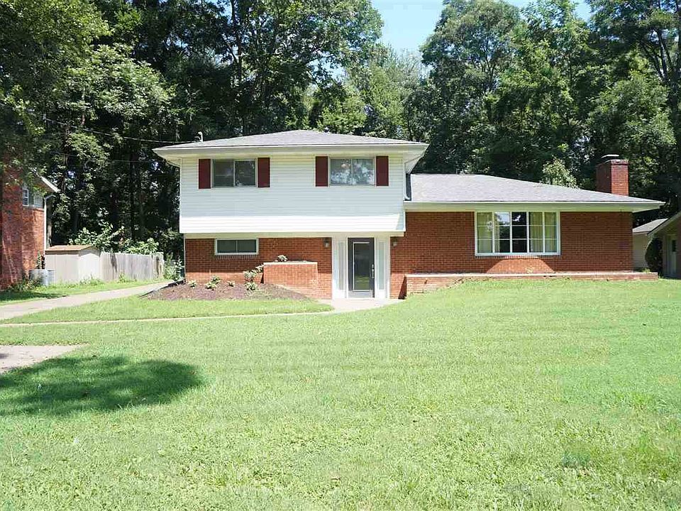 2nd image of 707 Maple Ln