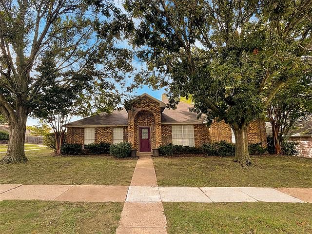 1st image of 234 N Waterford Oaks Dr