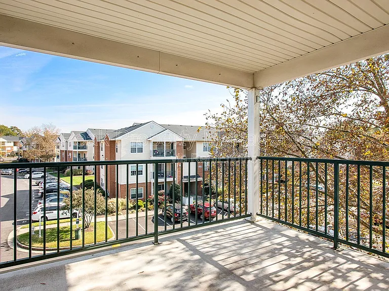 801 Virginia Center Pkwy — Photo 36