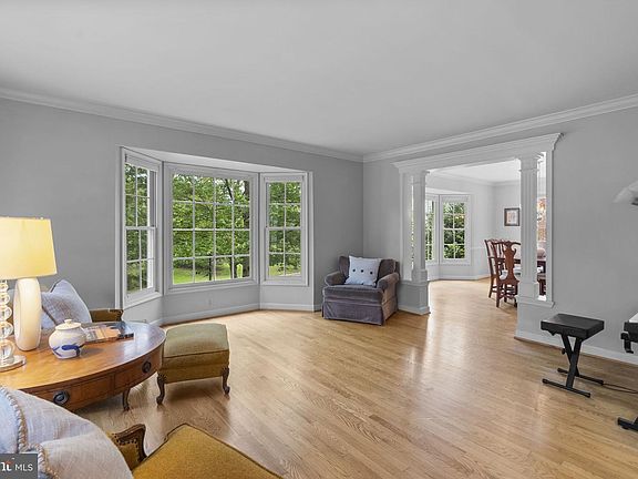3rd image of 14307 Cartwright Way