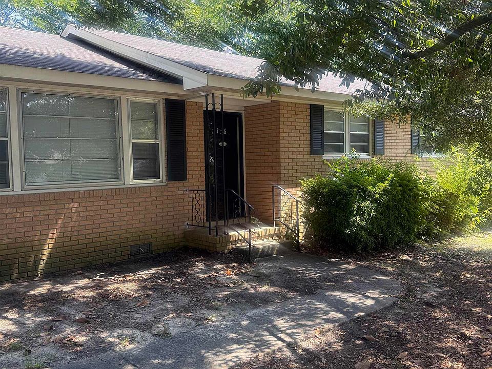 2nd image of 1136 Delta Dr