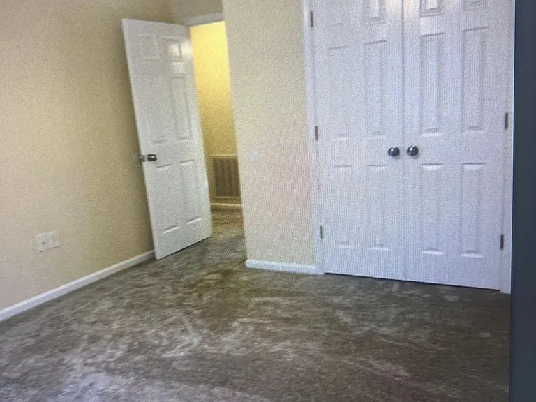 422 Snow St — Photo 6