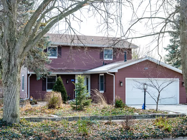 20 Ashley Ln, Champaign, IL 61820