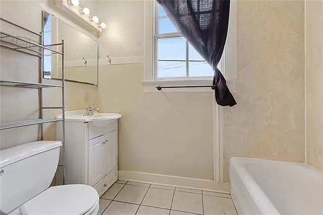 2422 Short St — Photo 8